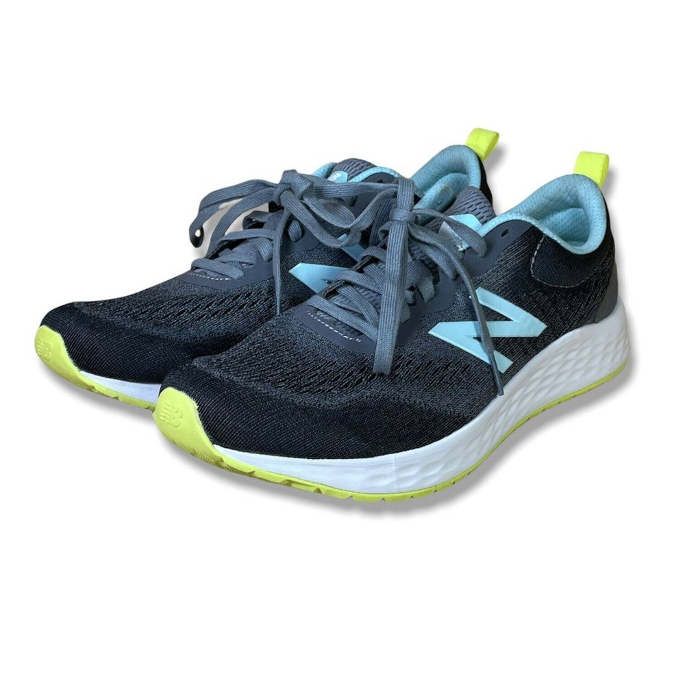 New Balance Womens Black Gray WARISSC3 Arishi V3 Low Top Running Shoes Size 11 B